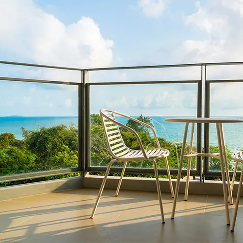 modern glass railing design for balcony